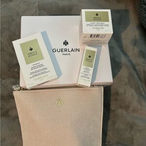 Guerlain Abeille Royale Skincare Set